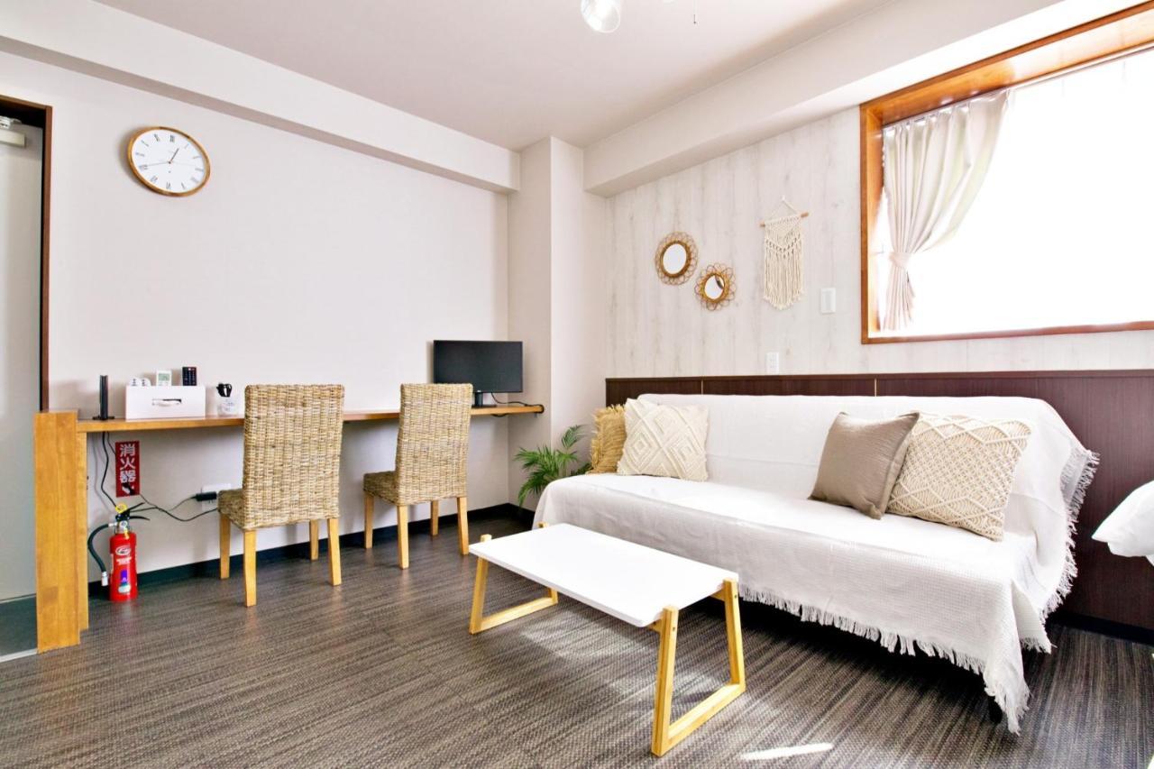 Tommy Condominium Wakasa 502 Наха Экстерьер фото
