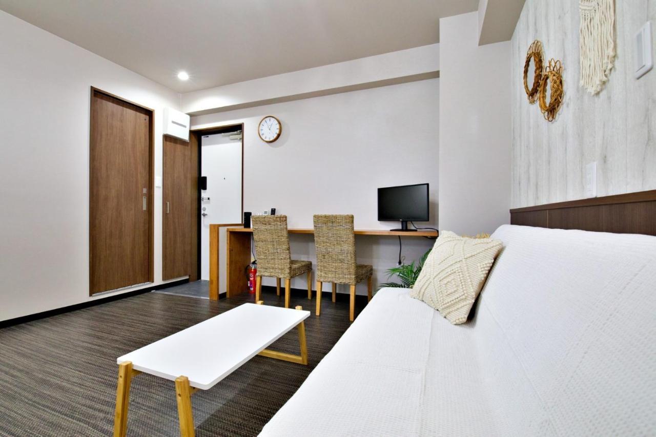 Tommy Condominium Wakasa 502 Наха Экстерьер фото